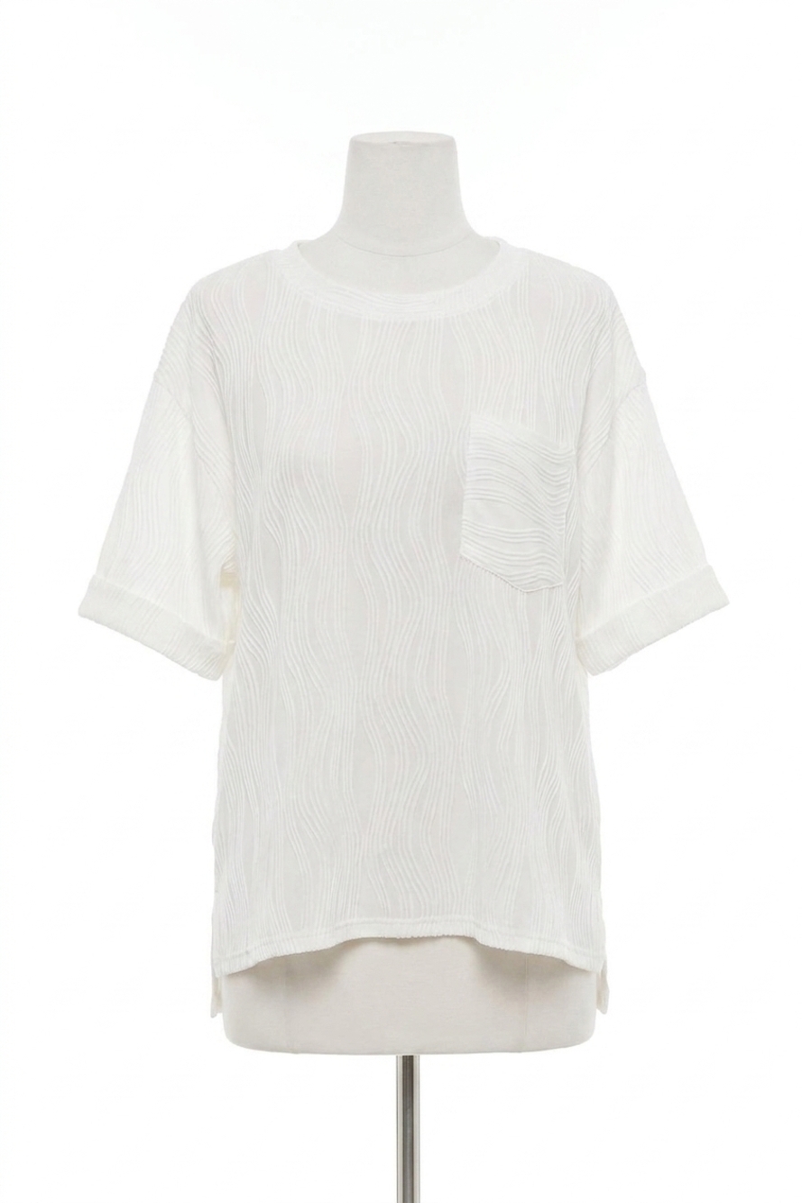 NEW ENTRO wave textured short sleeve top in white